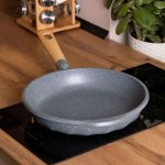 Алюмінієва сковорода 1,8 л, мармурове антипригарне покриття Ø 24 см, товсте дно MGC Grey HP-4-418G - Зображення 2