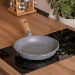 Алюмінієва сковорода 1,5 л, мармурове антипригарне покриття Ø 26 см, товсте MGC сірий HP-4-419G - Зображення 4