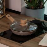 Алюмінієва сковорода 1,4 л, мармурове антипригарне покриття Ø 22 см, бежевий MGC HP-4-422CO - Зображення 2