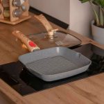 Алюмінієва сковорода-гриль 24 см зі скляною кришкою Квадрат сірий MGC HP-4-461G - Зображення 3