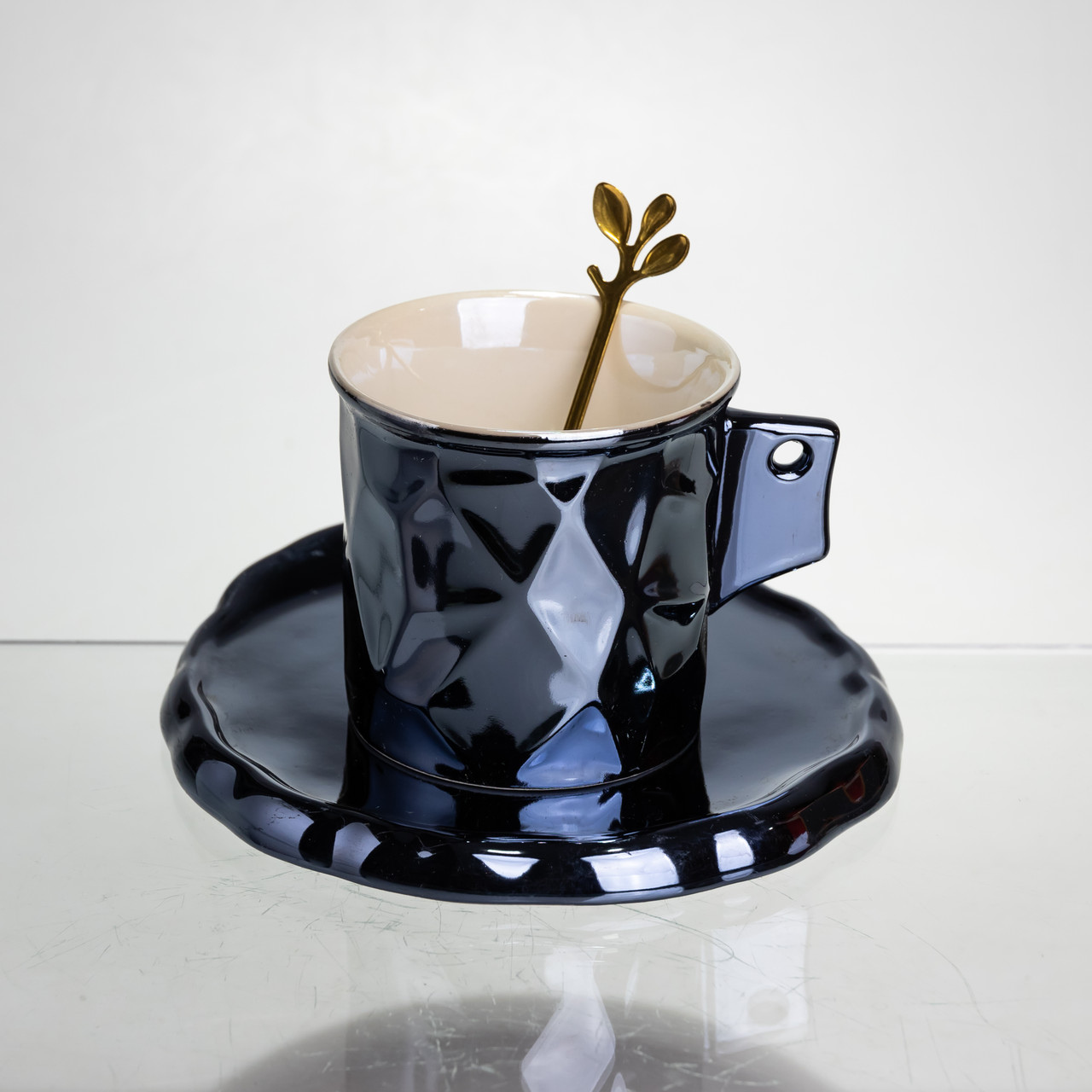 Чашка порцелянова для кави 200 (мл) з блюдцем і ложкою, гарна чашка в подарунок Чорний FM-2A - Зображення 1