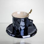 Чашка порцелянова для кави 200 (мл) з блюдцем і ложкою, гарна чашка в подарунок Чорний FM-2A - Зображення 3