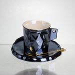 Чашка порцелянова для кави 200 (мл) з блюдцем і ложкою, гарна чашка в подарунок Чорний FM-2A - Зображення 4