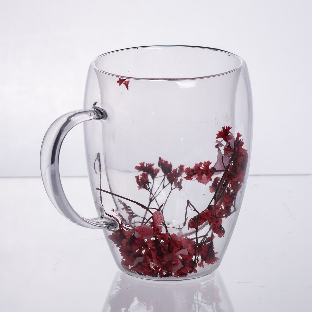 chashka_steklyannaya_s_dvoynymi_stenkami_chashka_iz_termostoykogo_stekla_z_dekorom_krasnyh_suhotsvetov_350_ml-2 Чашки скляна з подвійними стінками з декором червоних сухоцвітів 350 мл 64486-41 - Зображення 1