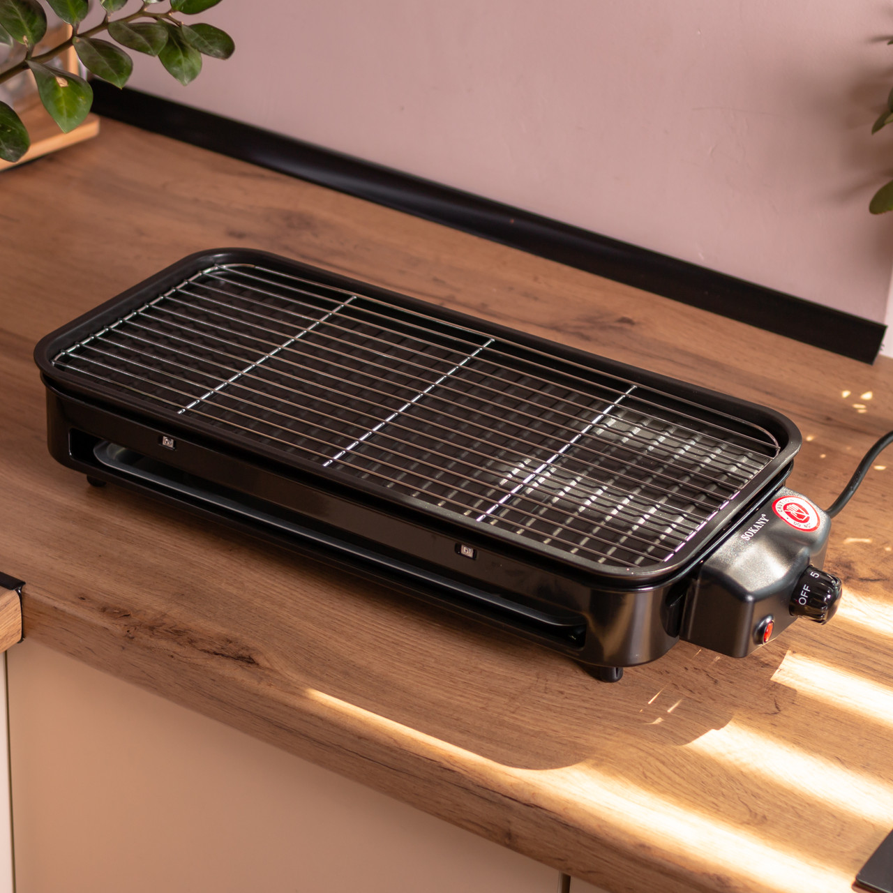 Електричний гриль  настільний чорний 1500 Вт Sokany SK-6112B - Зображення 8