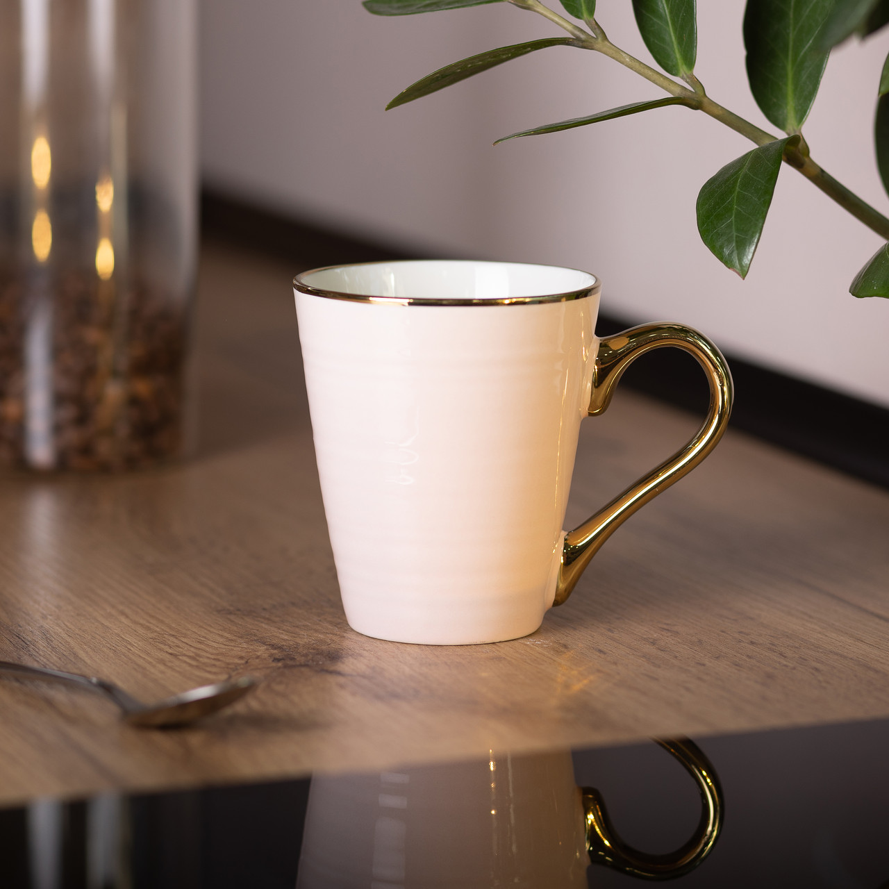 Чашка порцелянова із золотим обідком та позолоченою ручкою 320 (мл) Рожева RX-N240624P - Зображення 3