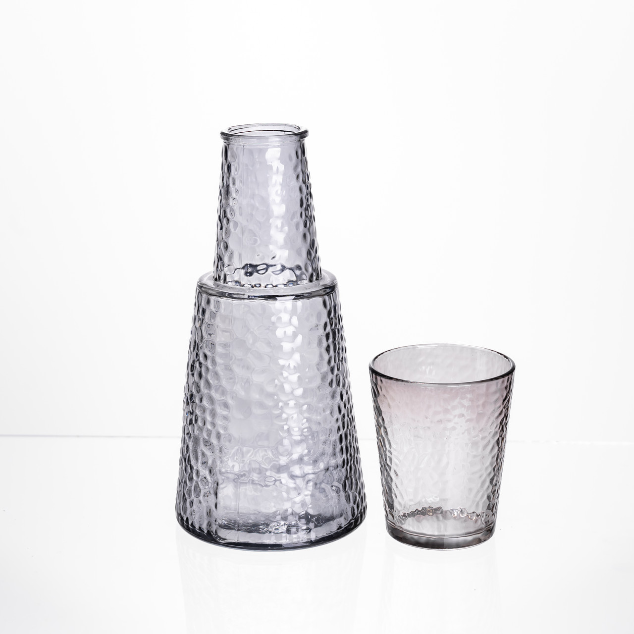 kuvshin_800_ml_so_stakanom_1_sht_po_250_ml_grafin_dlya_kompota_soka_vody_limonada_kuvshin_dlya_napitkov_prozoriy Глек 800 мл зі склянкою 1 шт по 250 мл Прозорий HP-19-TH-1 - Зображення 1