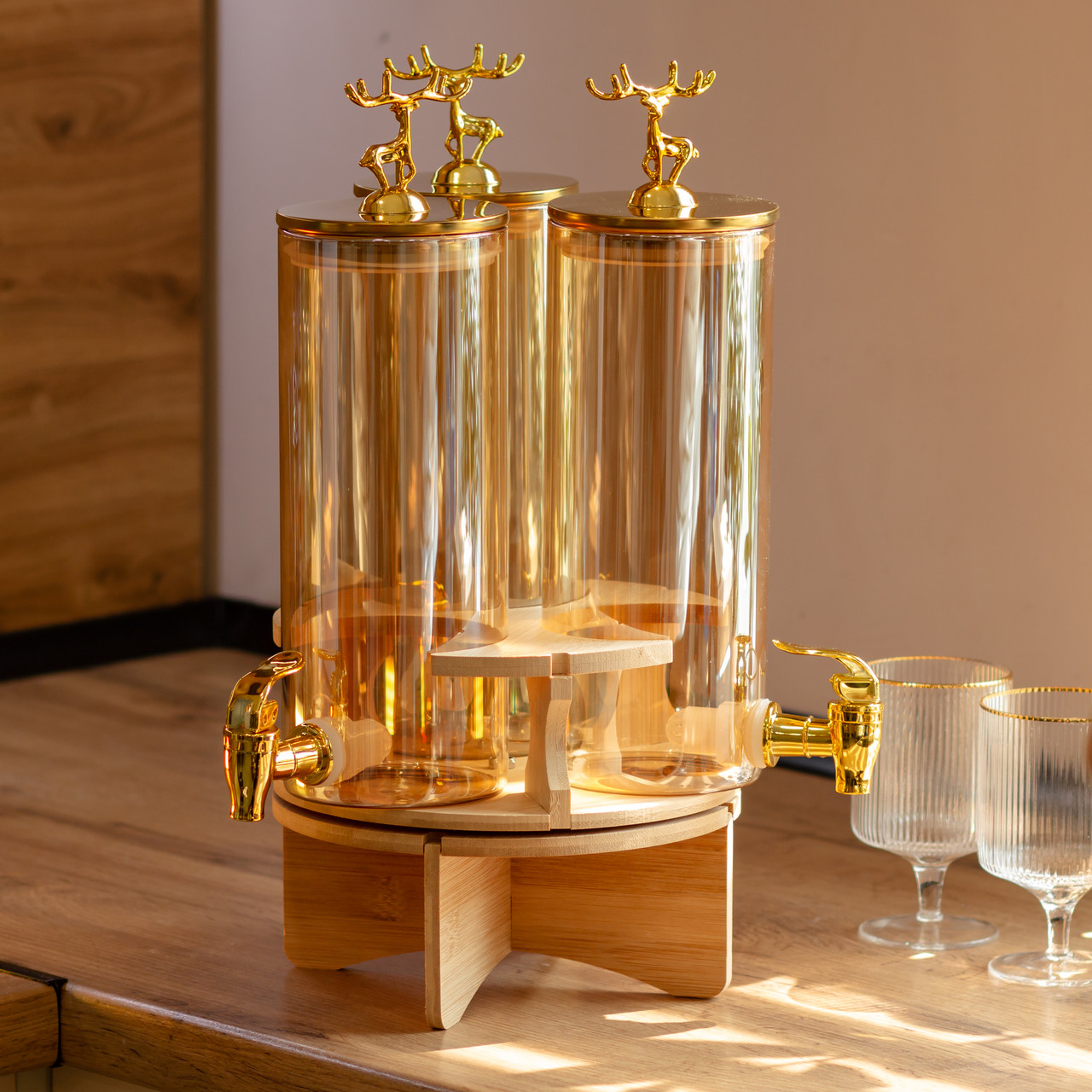 Лимонадниця скляна 3в1 на підставці із золотими кранами 5.5 л HP-34-28 - Зображення 7