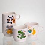 Набір порцелянових чашок для дітей на металевій підставці Animals 4 (шт) по 300 (мл) подарунковий набір чашок FM-8 - Зображення 3