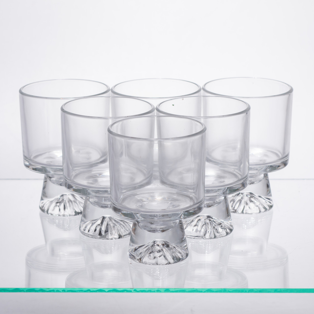 Набір креманок із товстого скла на ніжці 6  штук по 200 мл 64486-69 - Зображення 5