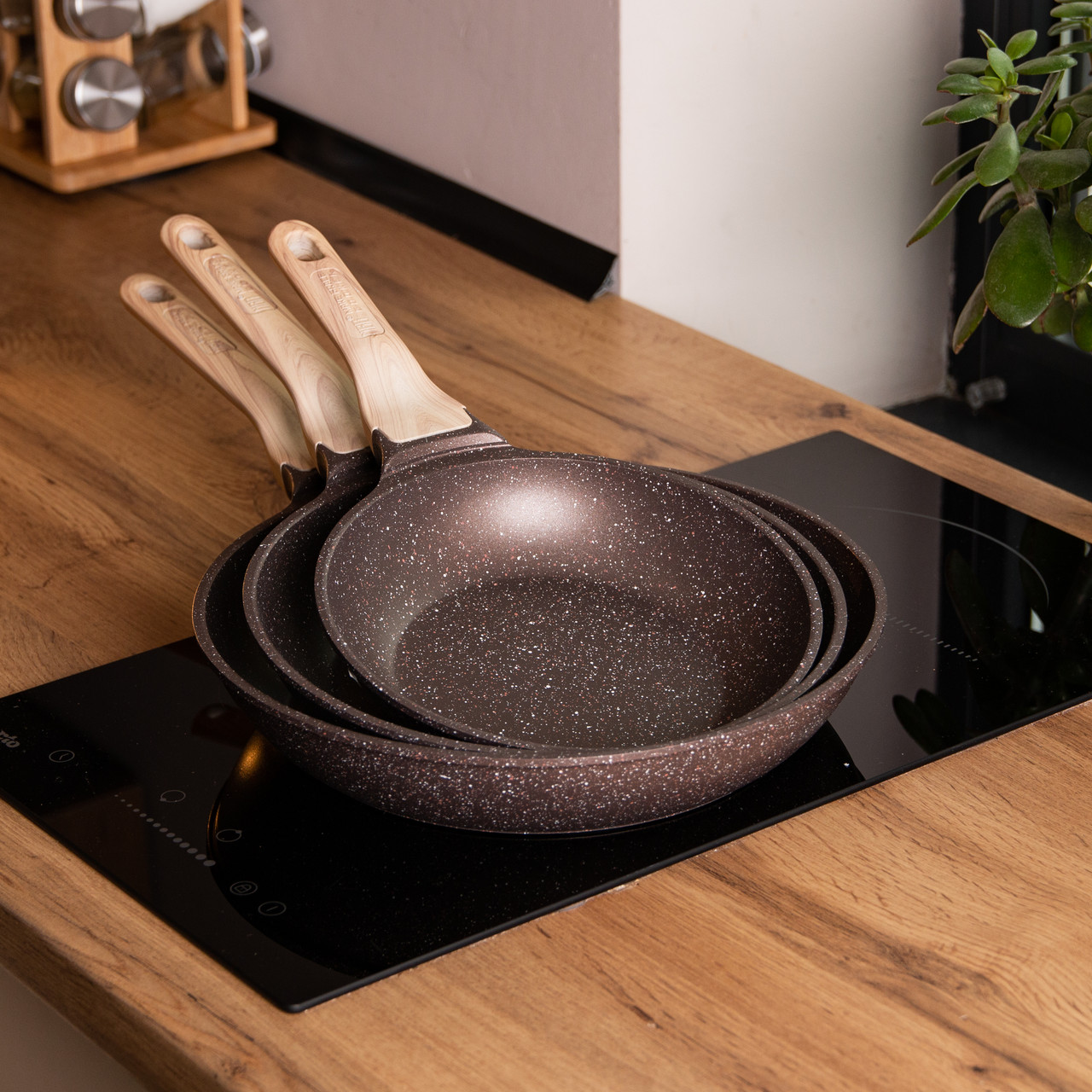 Набір сковорідок із 3 предметів із товстим дном з алюмінію MGC кавовий HP-4-410CO - Зображення 6