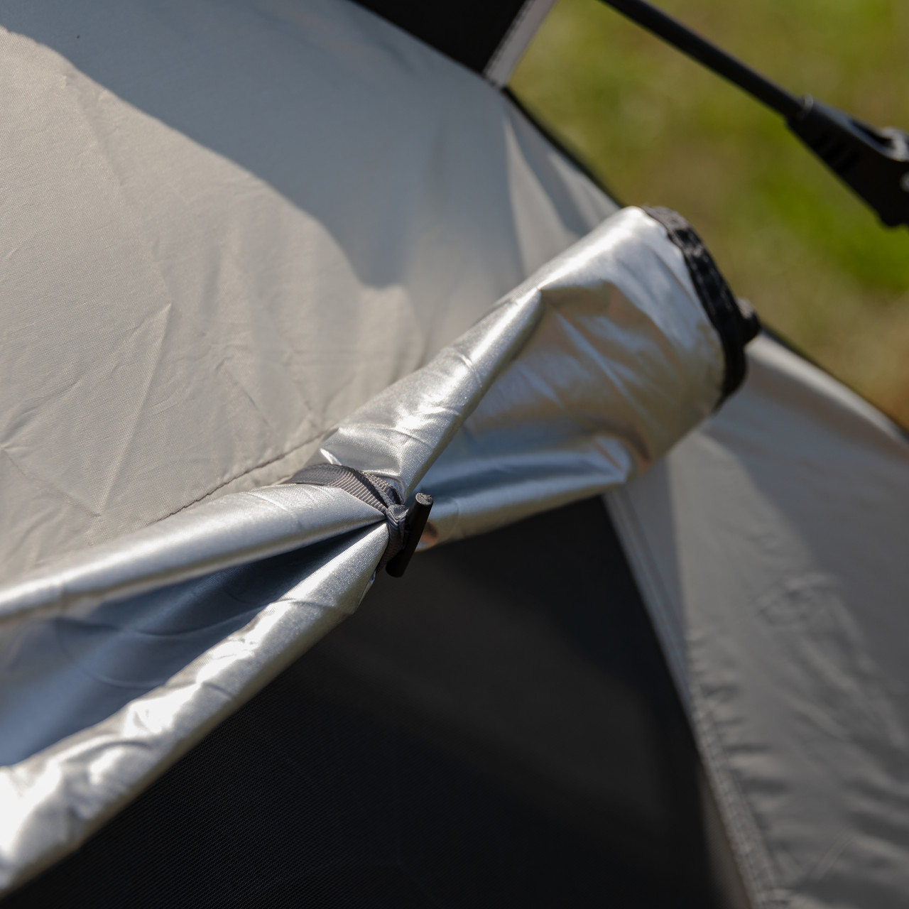 Намет автоматичний тримісний 2 на 2 (м) кемпінговий туристичний LU-016B Чорний - Зображення 7