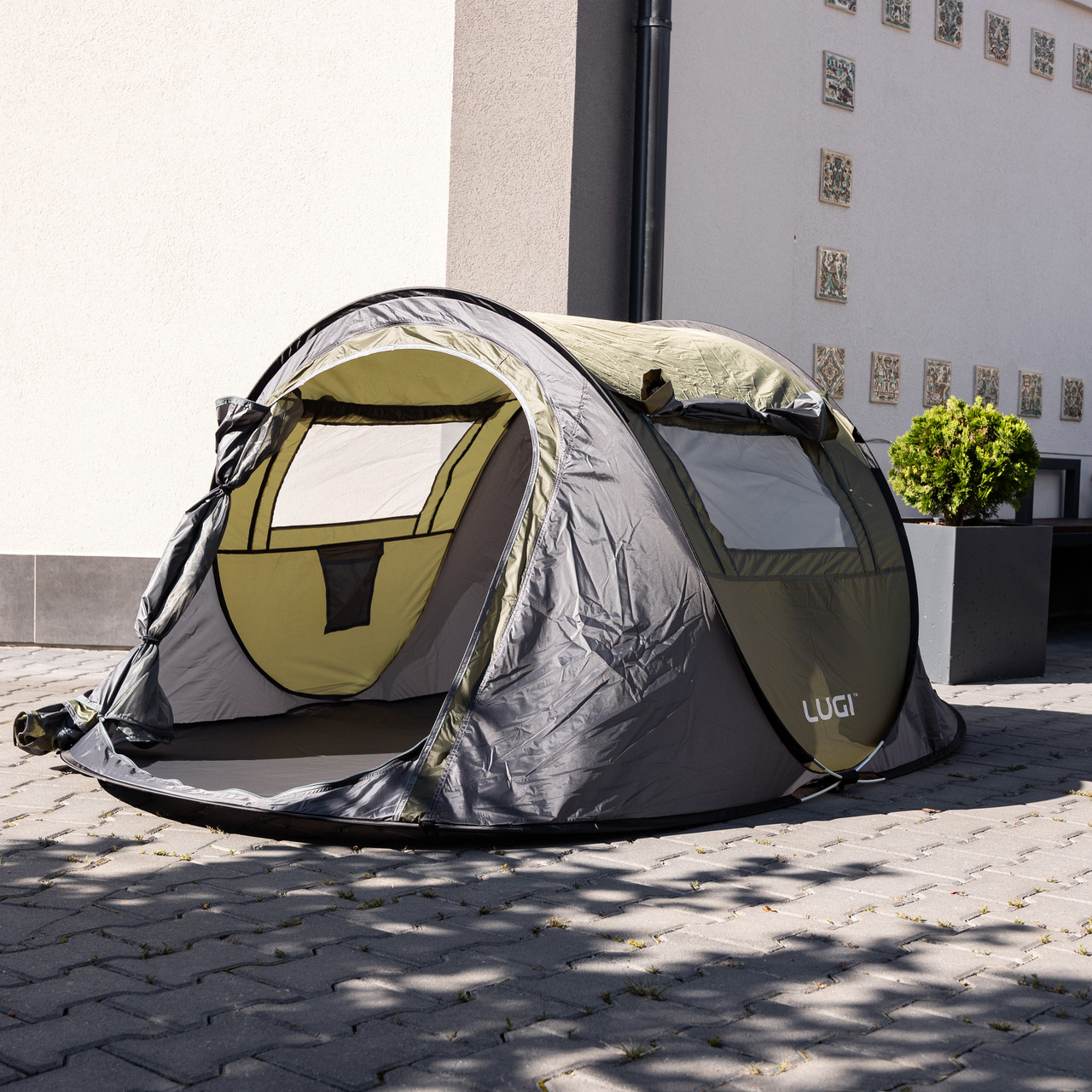 Намет туристичний 245×145×100 (см) кемпінговий для риболовлі 2 х місний Зелений LU-030GR - Зображення 2