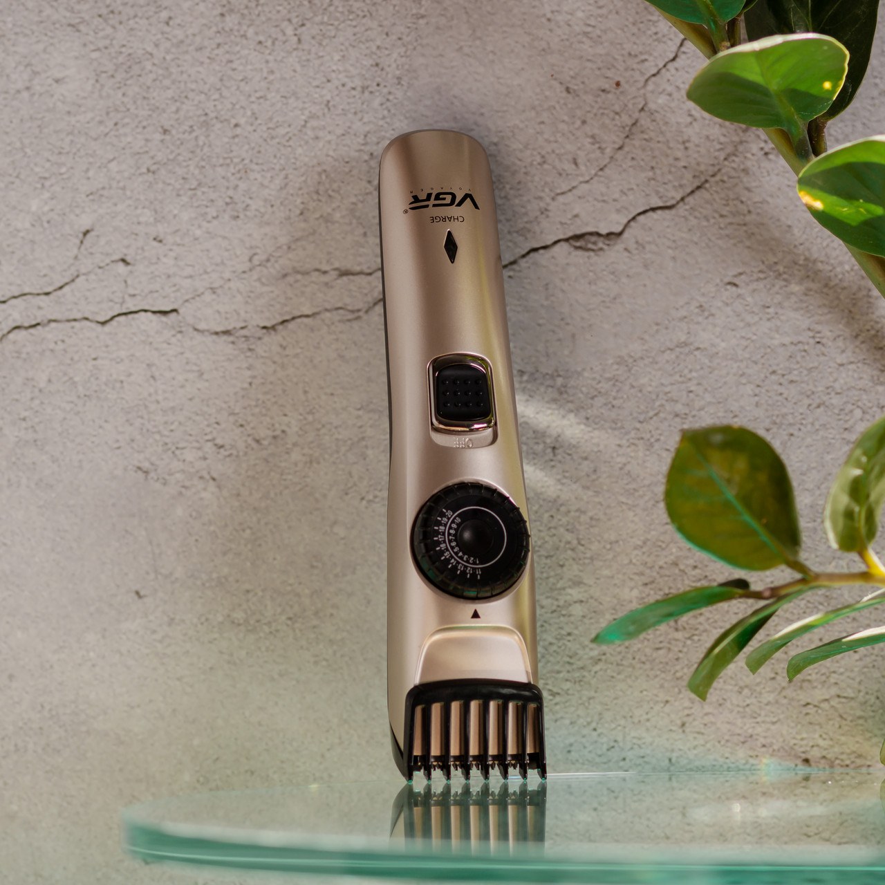 Машинка для стрижки волосся та бороди  на акумуляторі з насадками Золотистий VGR HP-V-031 - Зображення 9