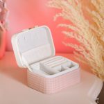 Скринька для прикрас з еко шкіри 15.5×11.5×8.5 ​​органайзер для ювелірних виробів HP-5-37P - Зображення 6