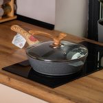 Алюмінієва глибока сковорода (2,8 л) зі скляною кришкою Ø 26 см сіра MGC HP-4-464G - Зображення 7