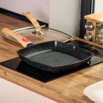 Алюмінієва сковорода-гриль 28 см зі скляною кришкою, квадратна, чорна MGC HP-4-462B - Зображення 8