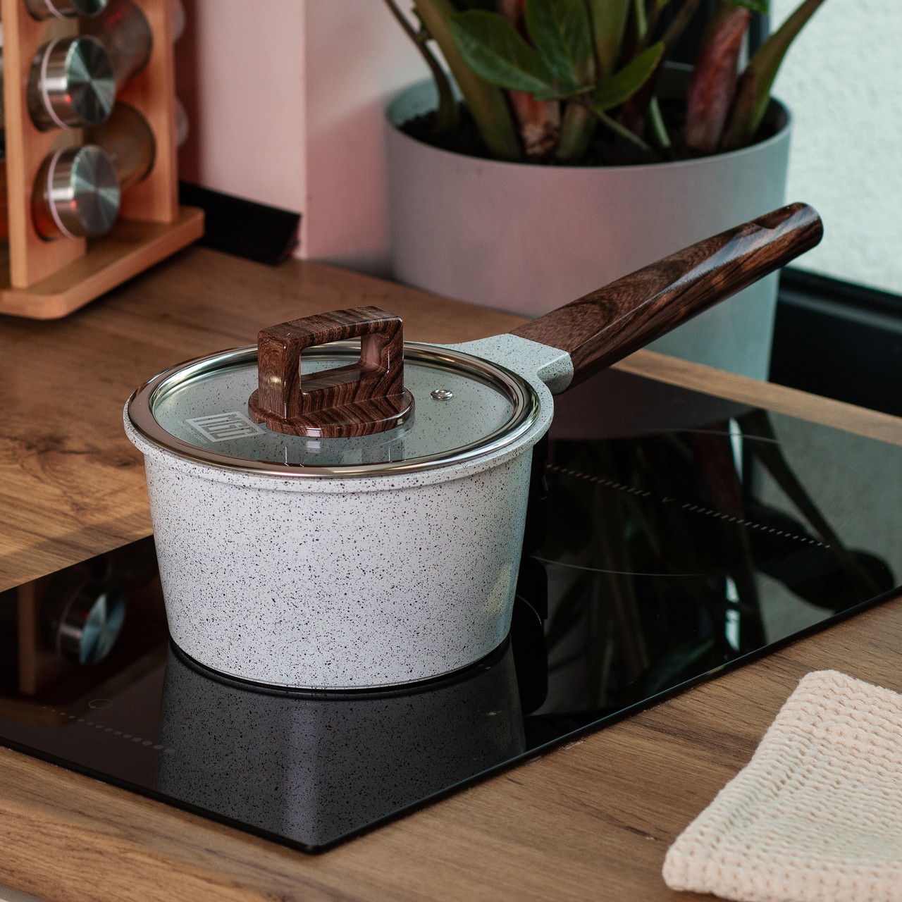 Сотейник з антипригарним покриттям 1,65 л з товстим дном Ø 16 см MGC HP-4-439 - Зображення 5