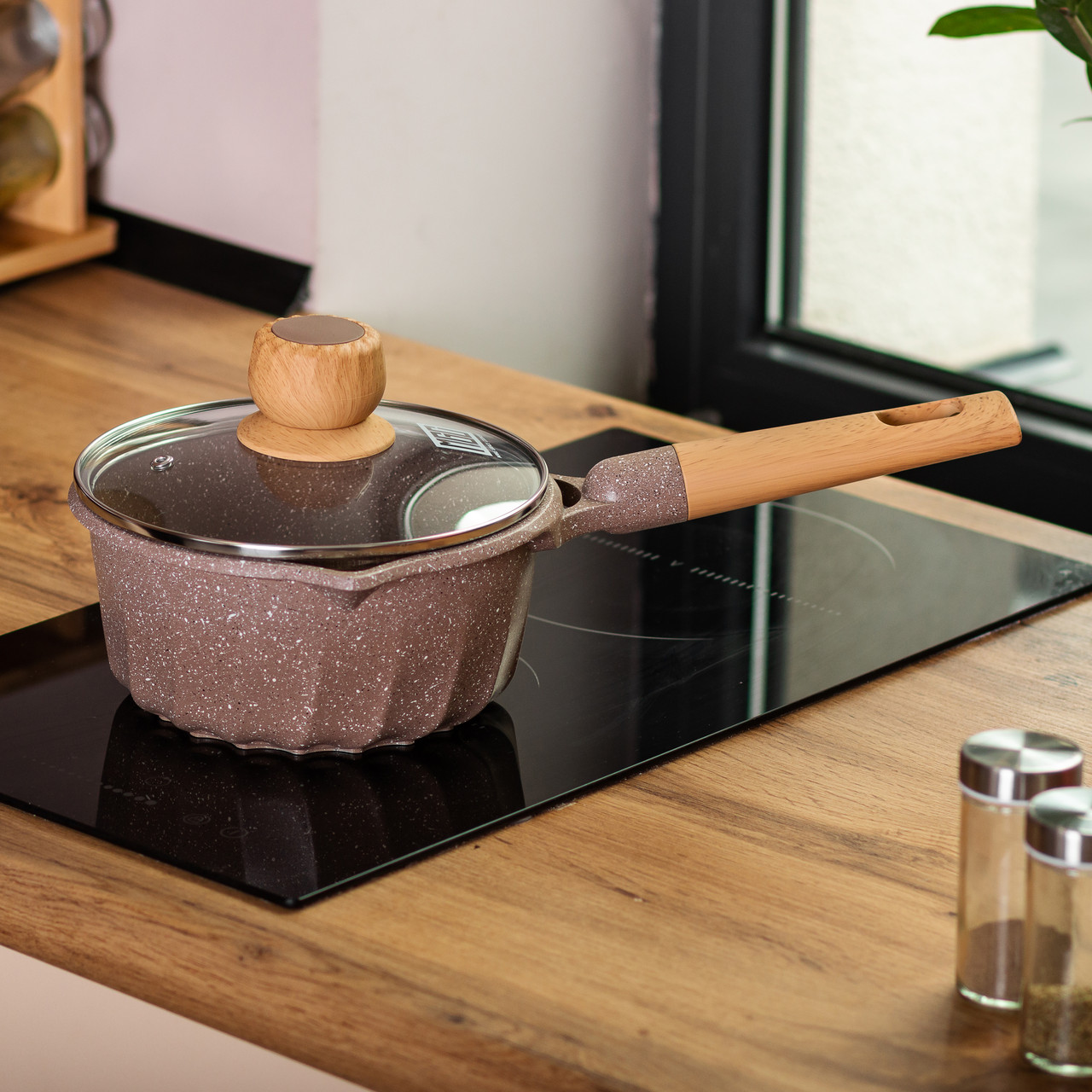 Сотейник з антипригарним покриттям 2,9 л з товстим дном Ø 18 см MGC HP-4-431CO - Зображення 6