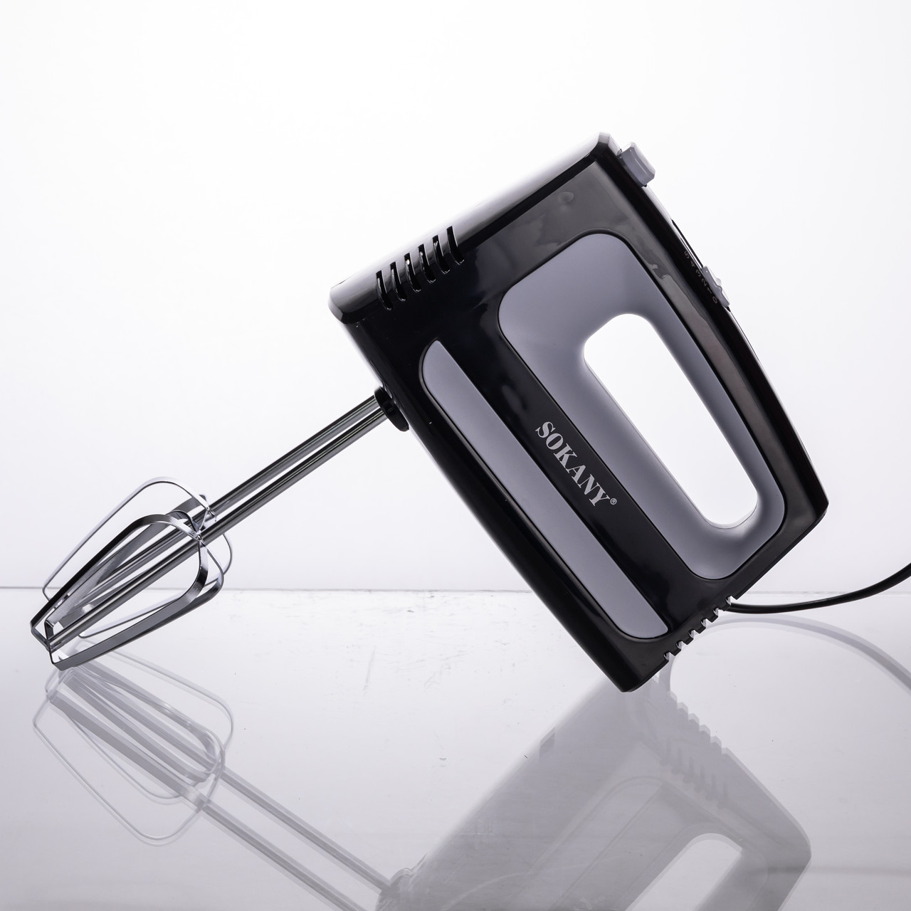 Стаціонарний міксер Sokany CX-6622 з чашею 3,5 л, 400 Вт, 5 швидкостей, 2 насадки Чорний - Зображення 2