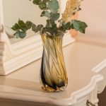 Ваза декоративна 30 см для квітів скляна фігурна ваза з кольорового скла 1.8 л Жовто-сіра HP-9-10 - Зображення 3