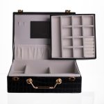 Скринька для прикрас з еко шкіри 19 відділень з дзеркалом 23.5×14×8 см Чорний HP-5-20B - Зображення 5