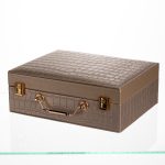 Скринька для прикрас з еко шкіри 19 відділень з дзеркалом 23.5×14×8 см Золотистий HP-5-20GOLD