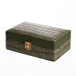 Скринька для прикрас з еко шкіри 3 відділення з дзеркалом 16×10×6 см Зелений HP-5-18GR