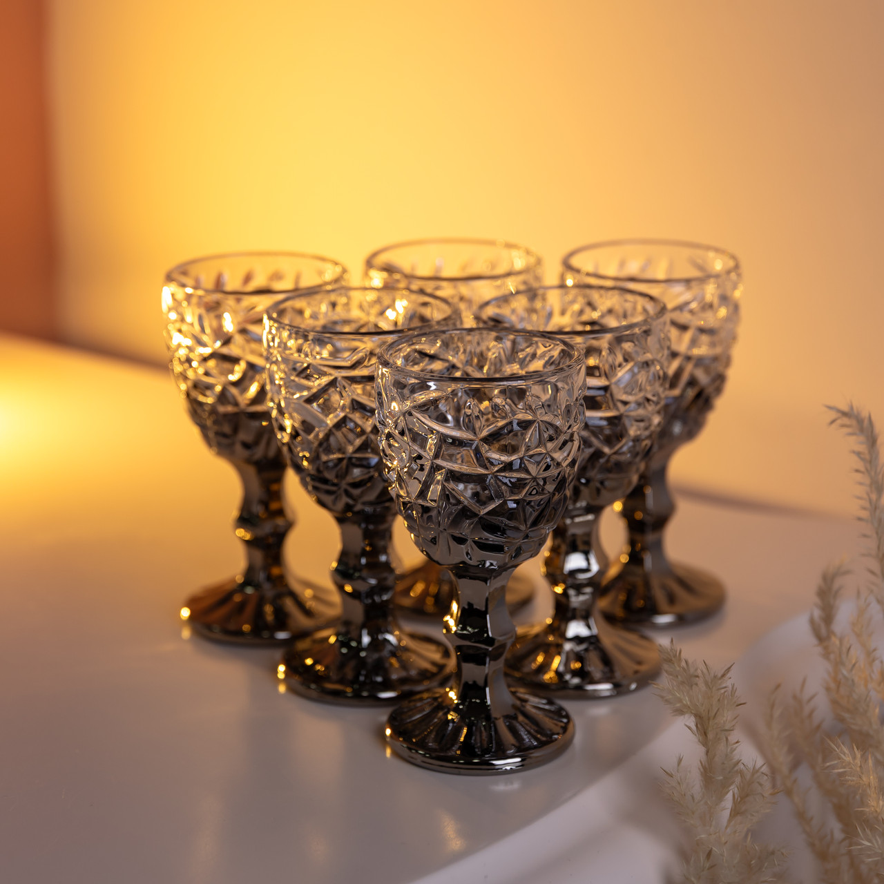 Набір чарок на ніжці 6 штук 50 мл для горілки наливки подарункові чарки скляні фігурні Сірі HP-19-186 - Зображення 3