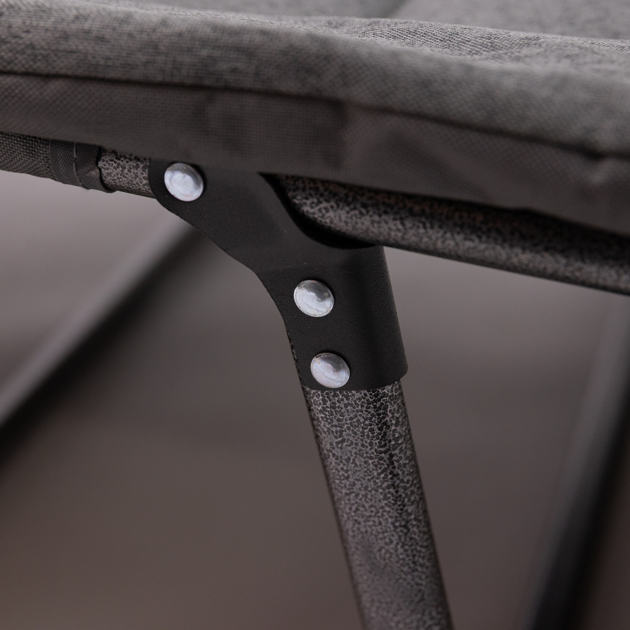 Шезлонг-ліжко розкладне регульоване 190х60 см для дачі кемпінгу сіре SJ-0125-190 - Зображення 8