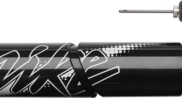 Насос Nike ESSENTIAL BALL PUMP чорний, білий One Size