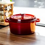 Емальована чавунна кокотниця 4,5 л, червона Yiwu HP-FLG-4 RED - Зображення 2