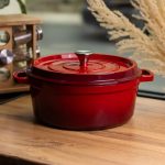 Емальована чавунна кокотниця 6 л, червона Yiwu HP-FLG-6 RED - Зображення 2