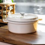 Емальована чавунна кокотниця 7,5 л, бежевий Yiwu HP-FLG-7 WHITE - Зображення 2