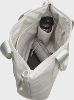 Сумка Under Armour Women's Unstoppable Tote 24L молочний Жін 48 х 37 х 16 см (6009907-110) - Зображення 5