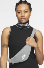 Сумка на пояс Nike NK HERITAGE S WAISTPACK 1L сірий Уні 28 x 8 x 13 см (DB0488-034) - Зображення 2
