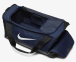 Спортивна сумка Nike NK BRSLA S DUFF – 9.5 41L чорна Уні 38x53x13 см - Зображення 4