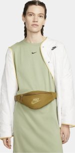 Сумка на пояс Nike NK HERITAGE S WAISTPACK 1L гірчичного кольору, універсальна 28 x 8 x 13 см (DB0488-716) - Зображення 7