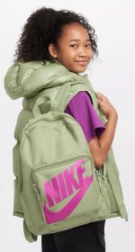 Рюкзак Nike Y NK CLASSIC BKPK 16L зелений для дітей 38х28х13 см - Зображення 14