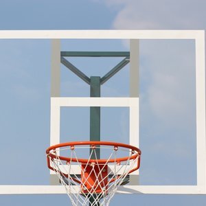 basketbolnyy-shchit-1000kh800-mm-ss00425-90713775608284_69760ff89b Баскетбольний щит 1000х800 мм SS00425 - Зображення 1