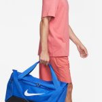 Спортивна сумка Nike NK BRSLA S DUFF – 9.5 41L чорний, синій Уні 51×28х28 см