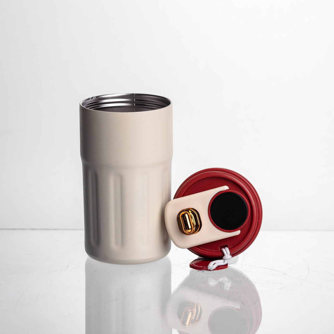 termochashka_coffee_400_ml_s_remeshkom_i_datchikom_temperatury_krasnyy_3 Термочашка Coffee 400 мл з ремінцем і датчиком температури, червона Yiwu HP-GM-5 - Зображення 1